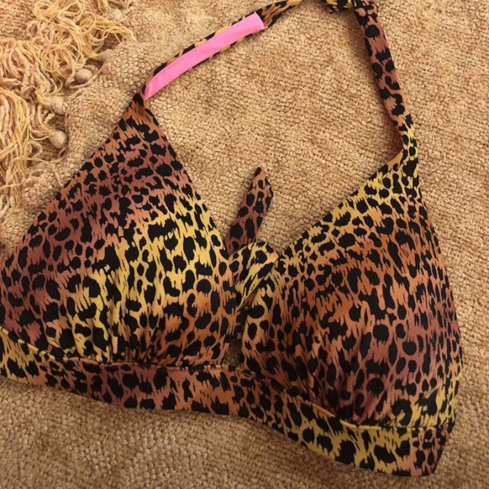 bikini top